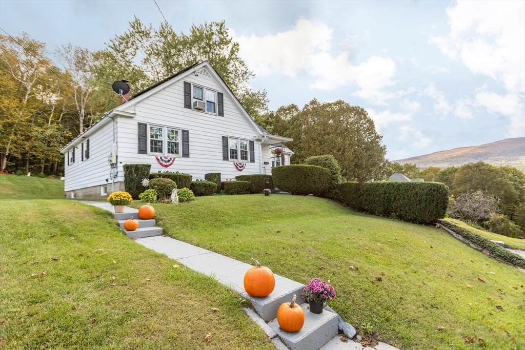 17 Morningside Ave - Photo 1