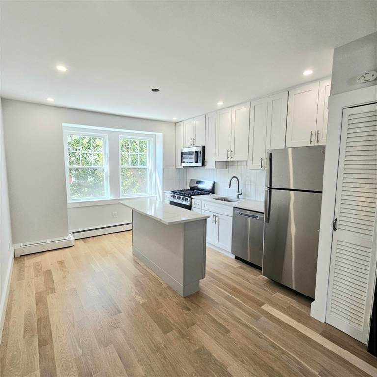 18 Roberts Street - Photo 1