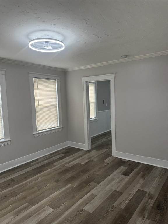 23 Everett Ave - Photo 1