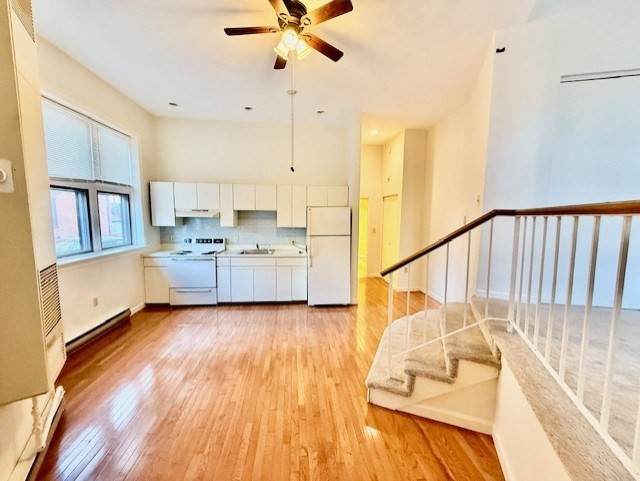 26 Beacon - Photo 1