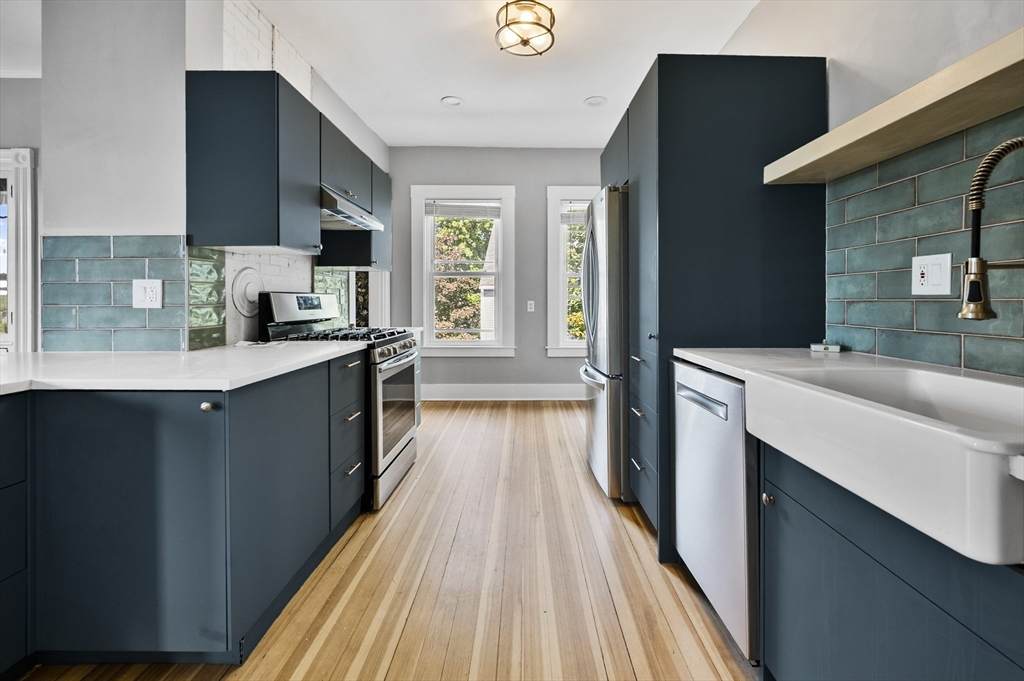 43 Robinson Street - Photo 1