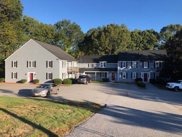 39 Lantern Lane - Photo 1