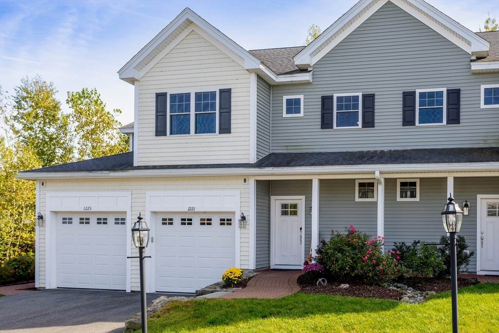 1221 Hazelwood Way - Photo 1