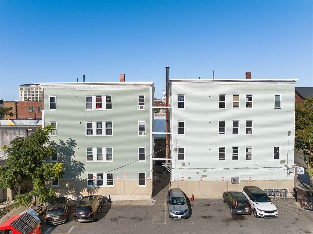 50 Common St - Photo 1