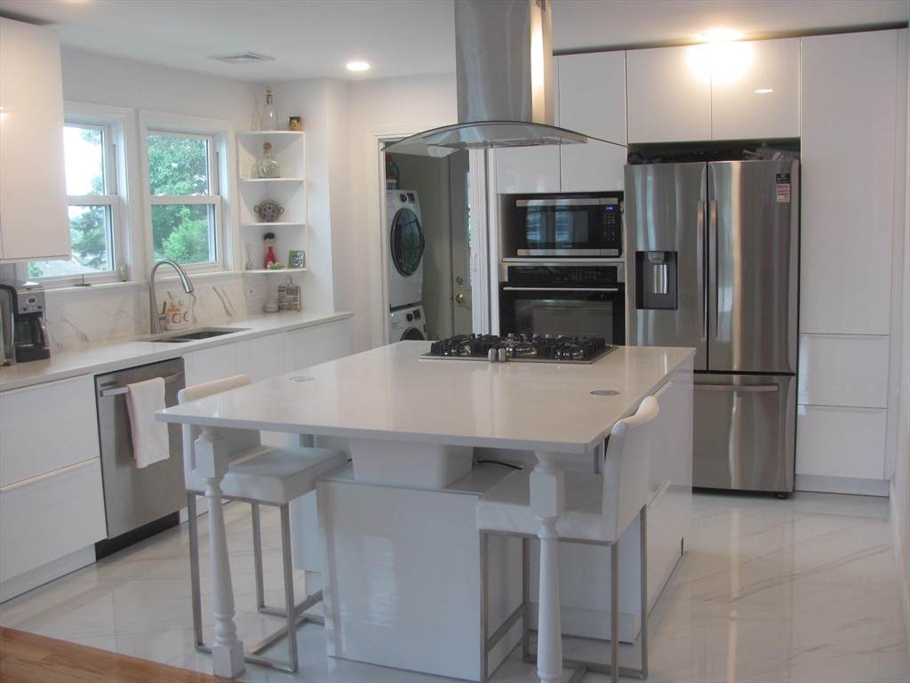50 Carroll St - Photo 1