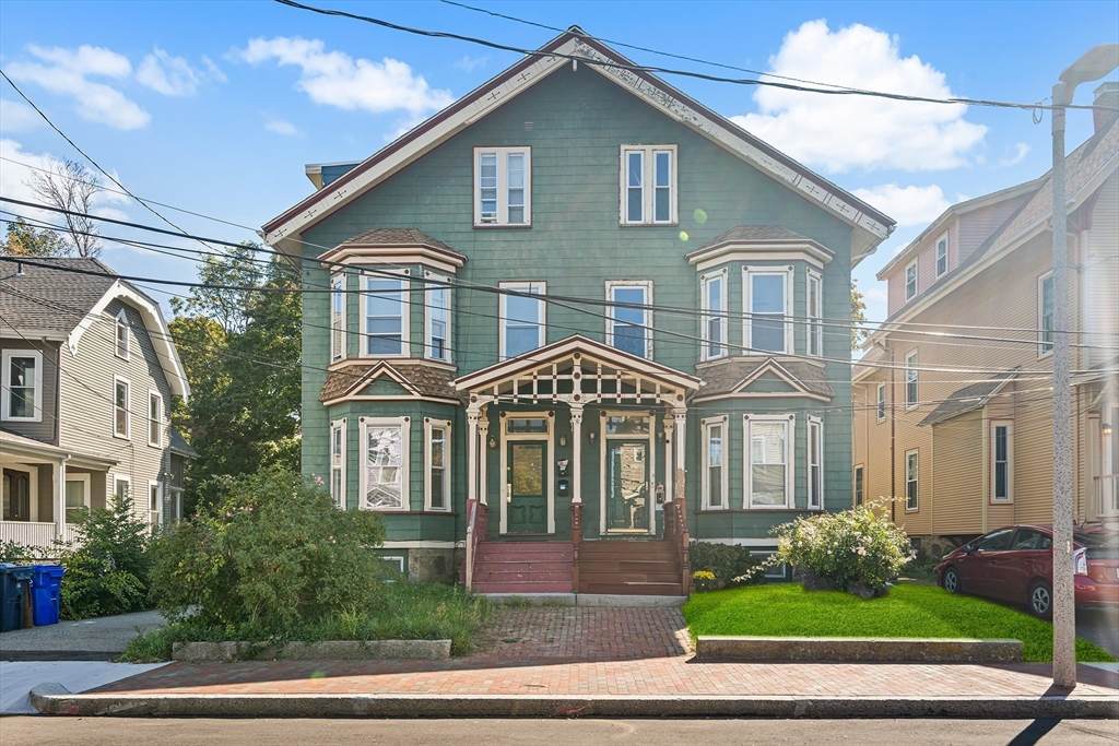 16 Mayfair St - Photo 1