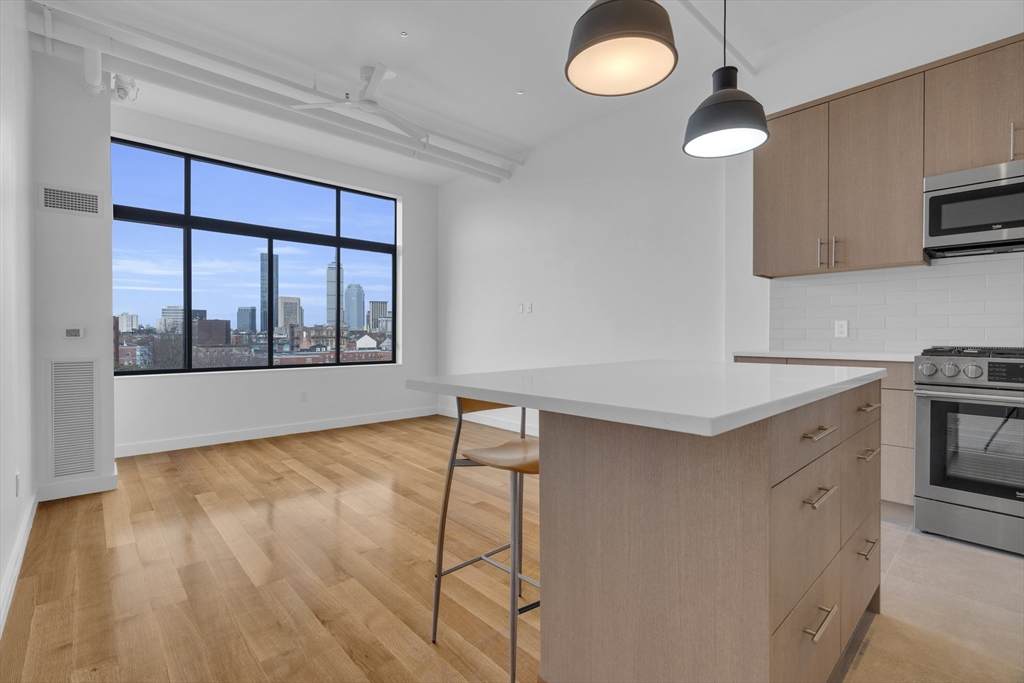 70-72 Northampton St. - Photo 1