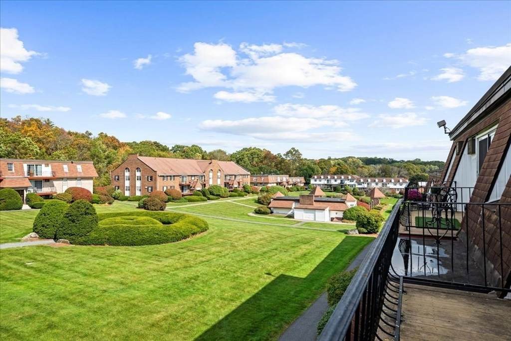 26 Williamsburg Ct - Photo 1