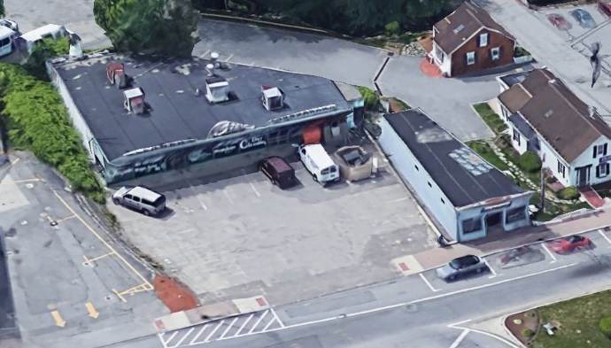 26 & 28 Central Sq - Photo 1