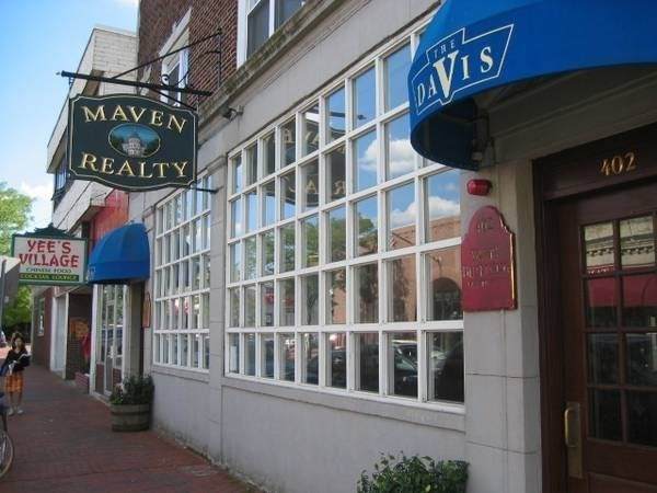 402 Highland Ave - Photo 1