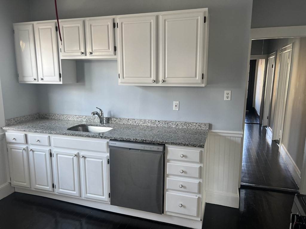 7 Saint Marks - Photo 1