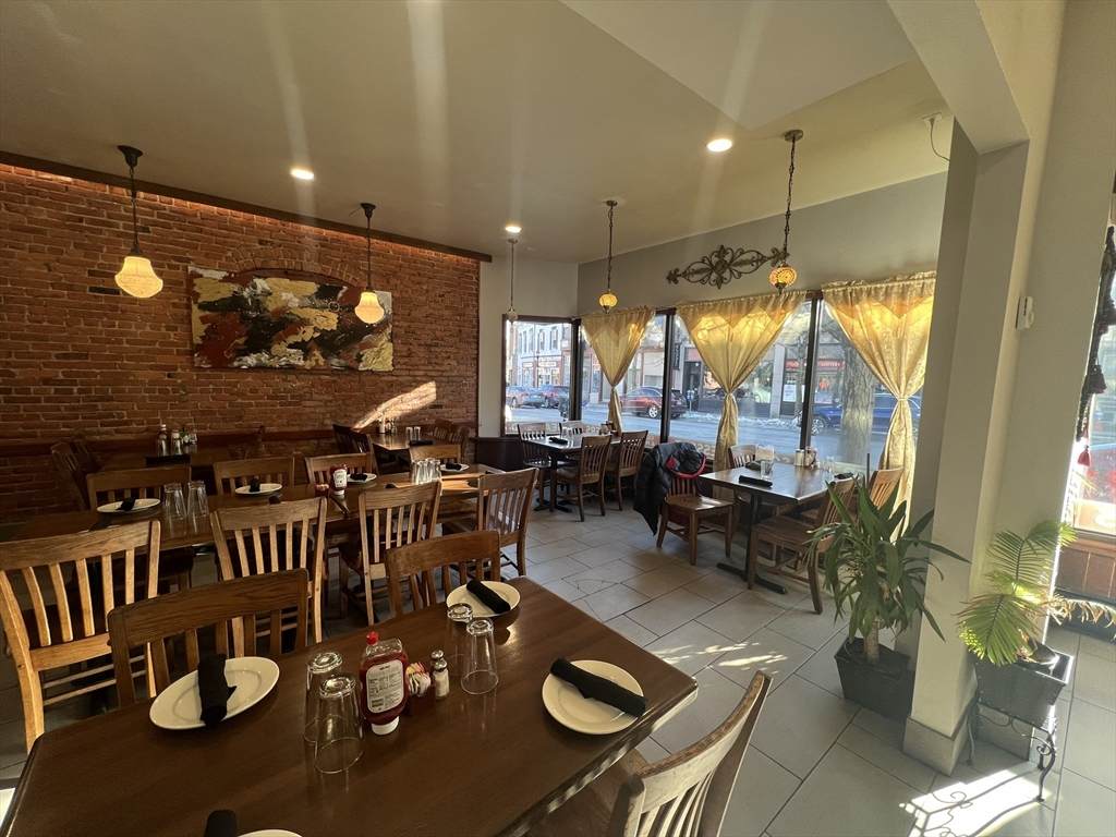 123 Main St - Photo 1