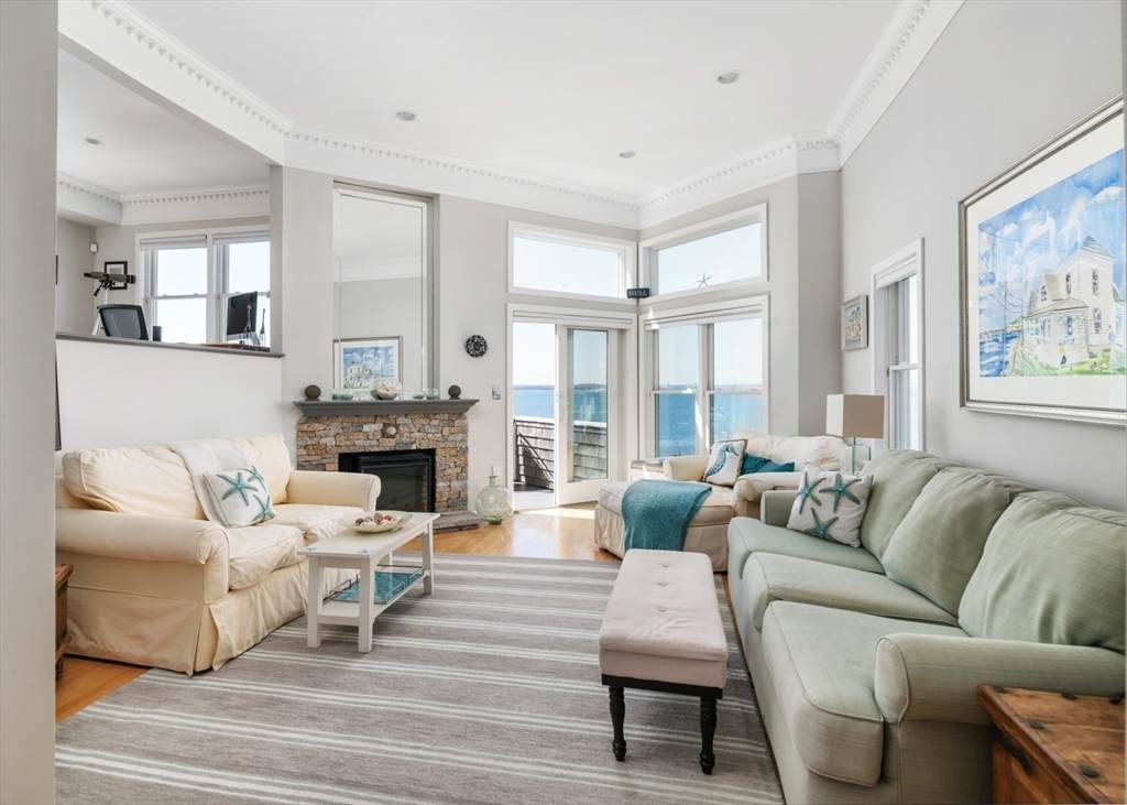 4 Spinnaker Hill Lane - Photo 1