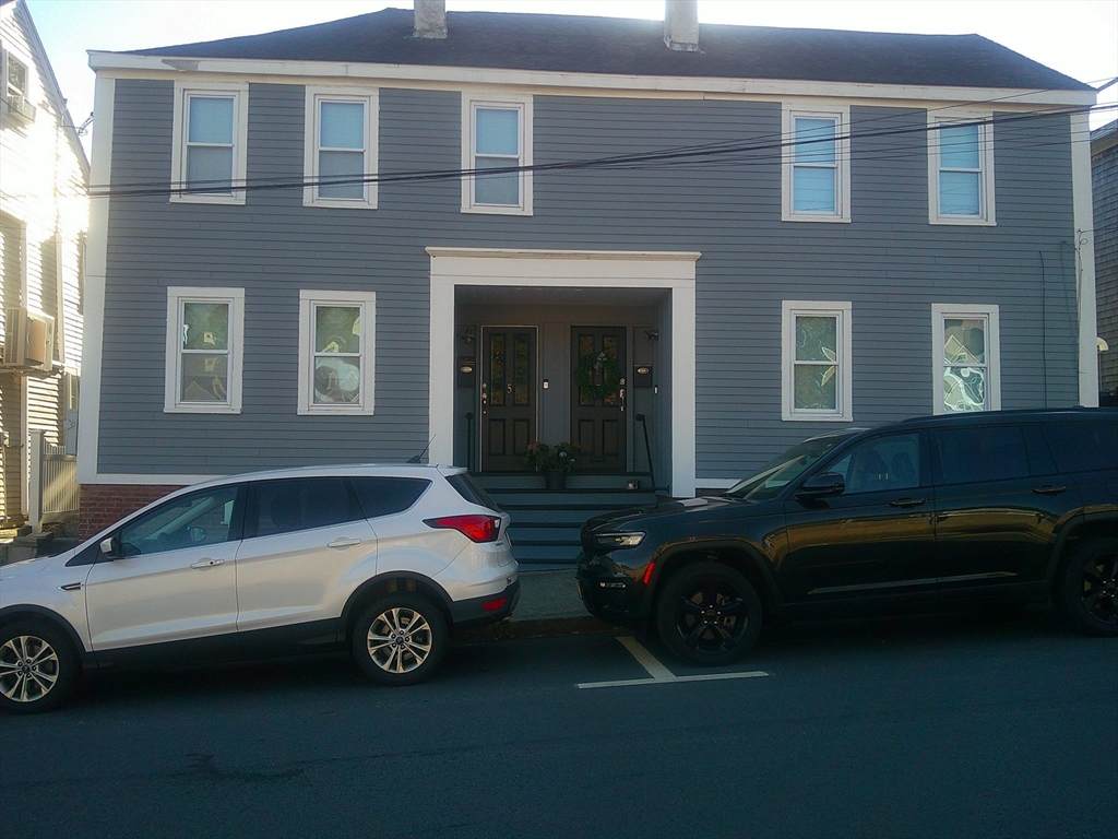 7 Summer St - Photo 1