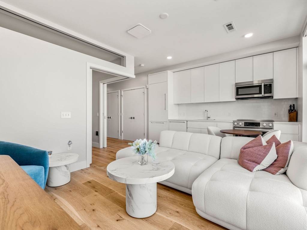 191 Washington St - Photo 1