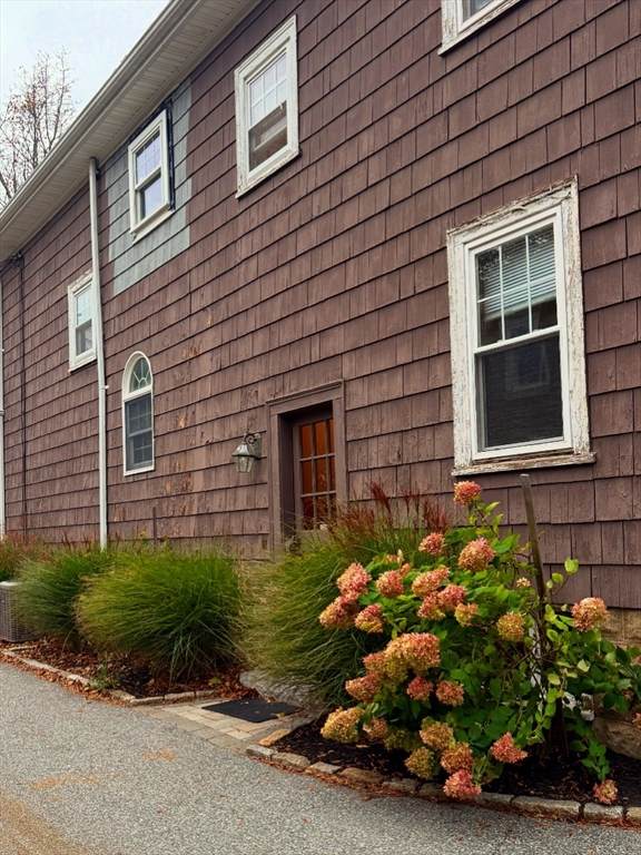 14 Coolidge Ave - Photo 1