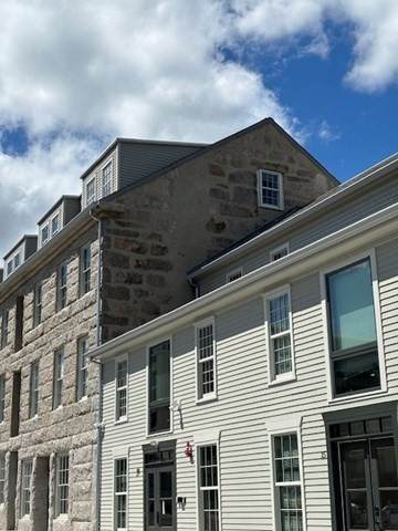 29 Commercial Street - Photo 1