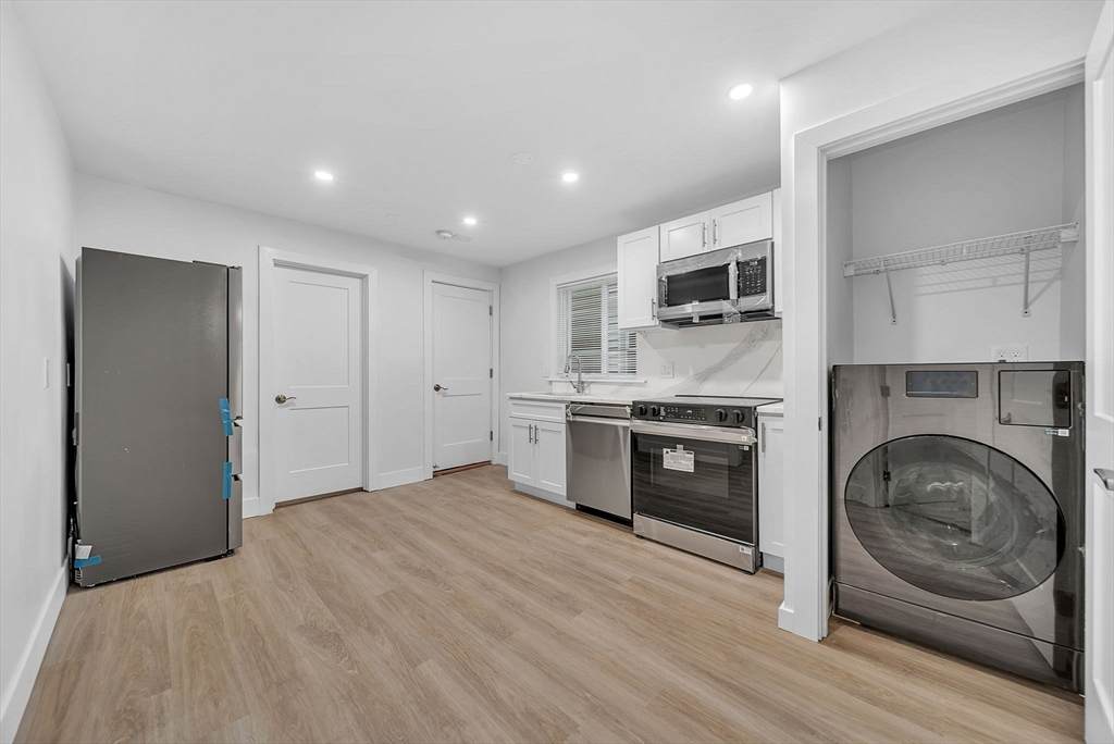 92 Willow St - Photo 1