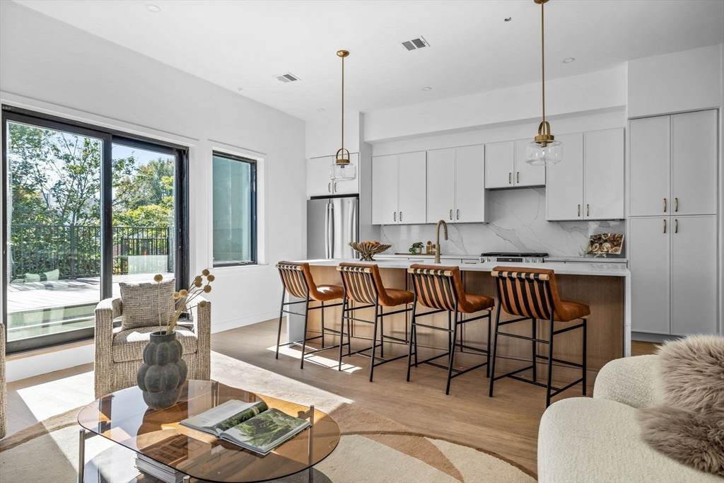 125 Addison Street - Photo 1