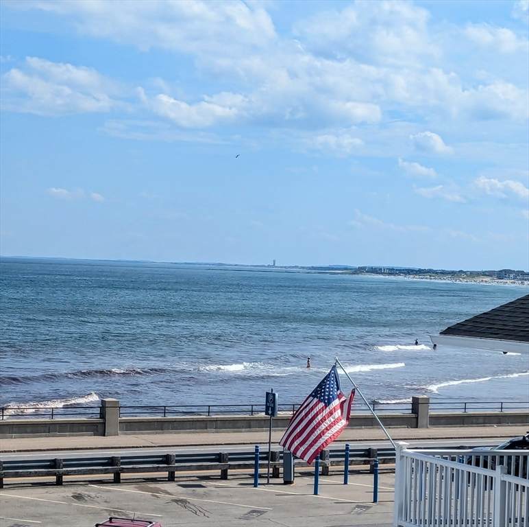 415 Ocean Blvd - Photo 1