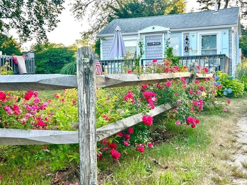 292 Massachusetts 28 - Photo 1