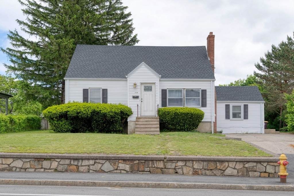 208 Green St - Photo 1