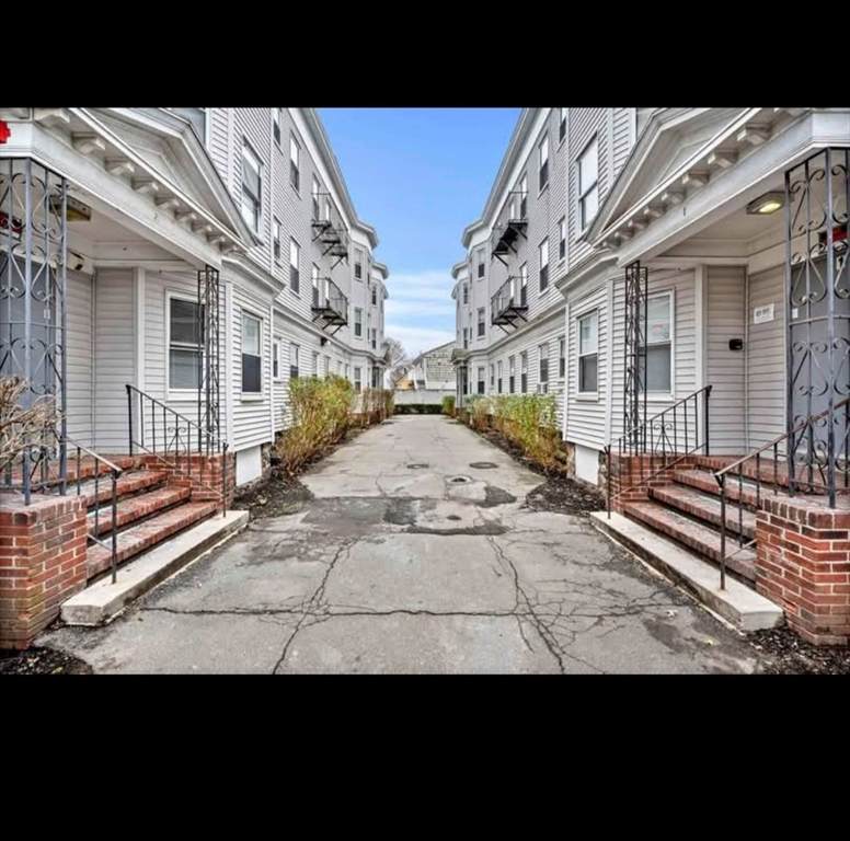 2 Kingsley Ter - Photo 1