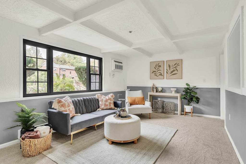 58 Spencer Rd - Photo 1