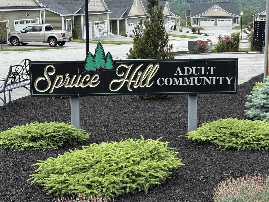 10 Soucy Drive - Photo 1