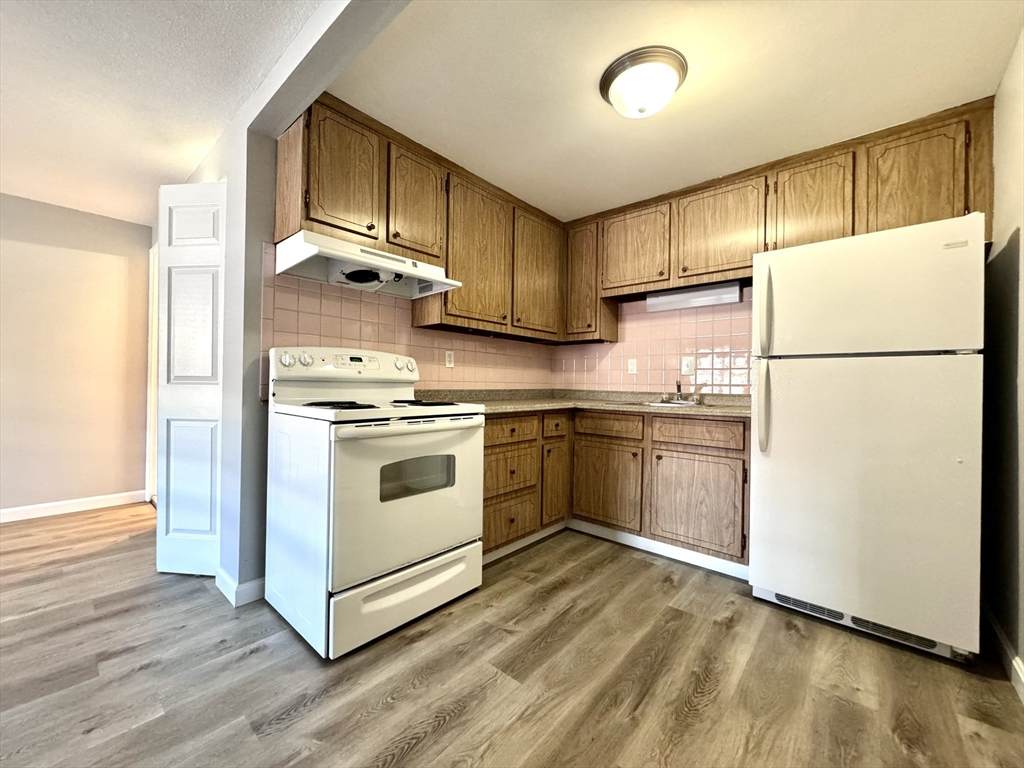 7 Old Colony Lane - Photo 1