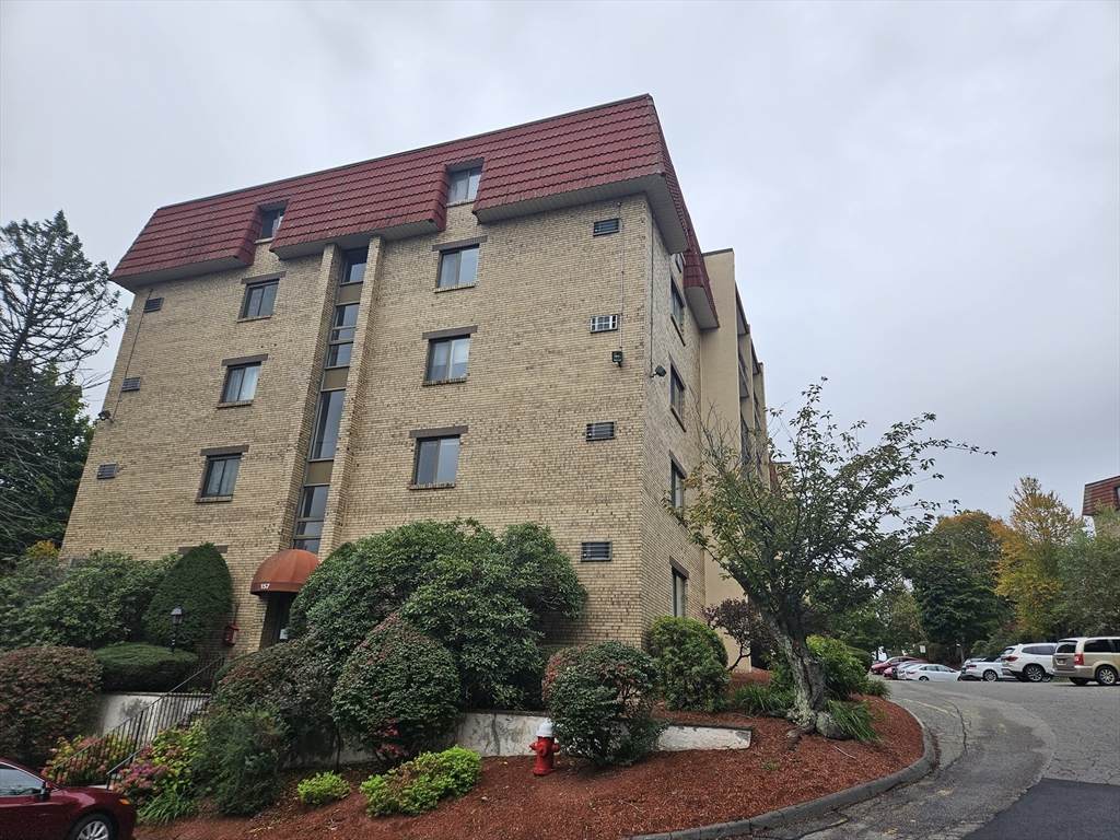 157 Franklin St - Photo 1