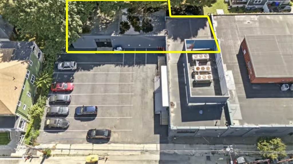 42 Averton St - Photo 1