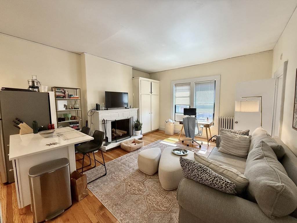 337 Beacon Street - Photo 1