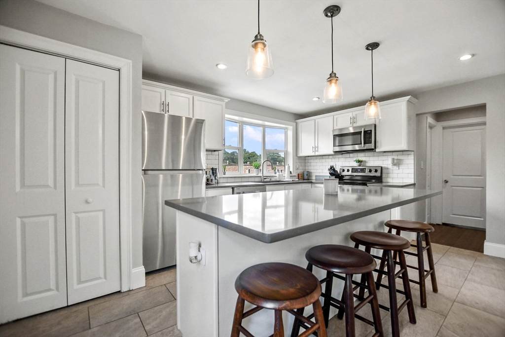 13 Town Hill St - Photo 1