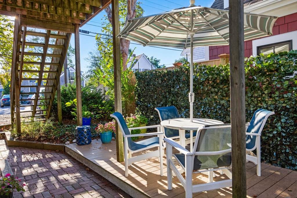 10-A Bradford Street - Photo 1