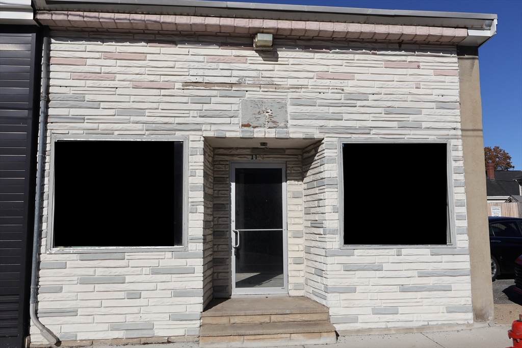 11 Belmont St - Photo 1