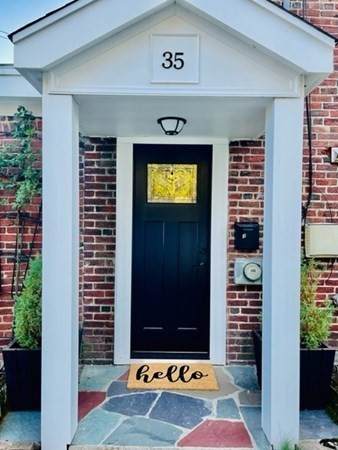 35 Butts St - Photo 1