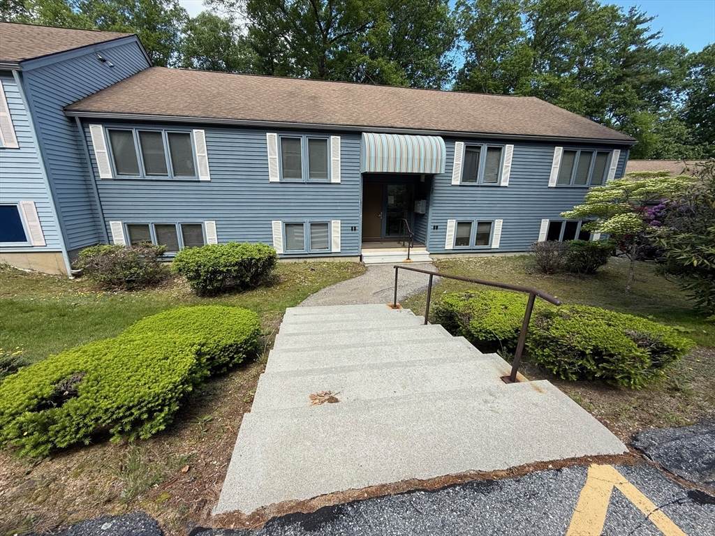 28 Maria Ave - Photo 1