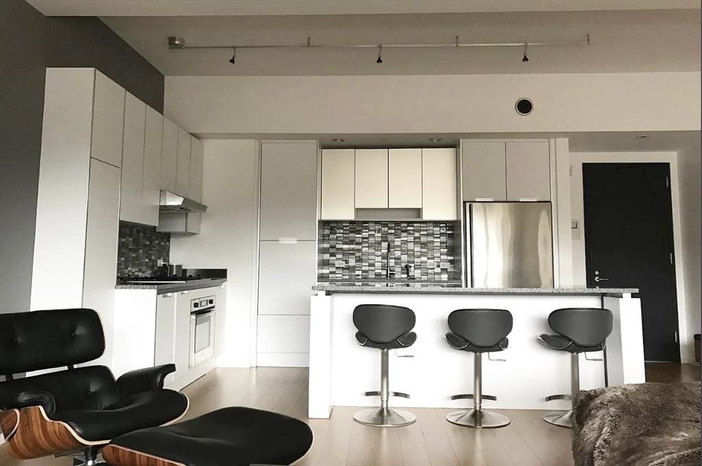 141 Dorchester Ave - Photo 1