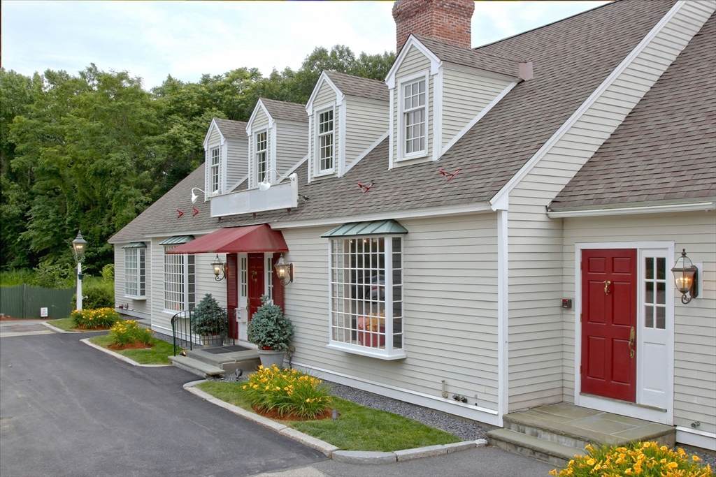 215 Boston Post Road - Photo 1