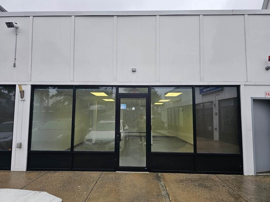 115 Chelmsford - Photo 1