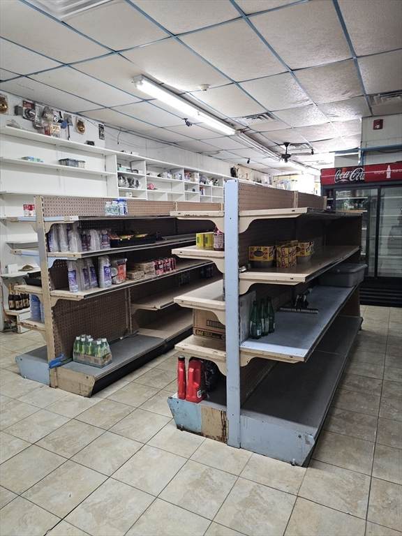 629 Tremont - Photo 1