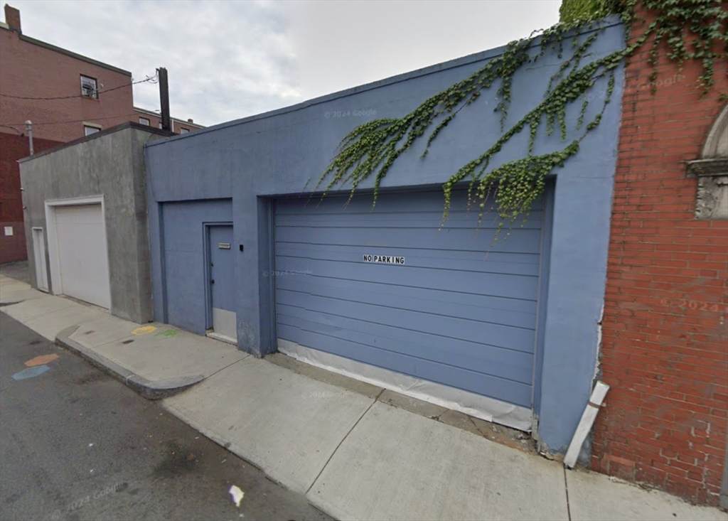 155 Division St - Photo 1