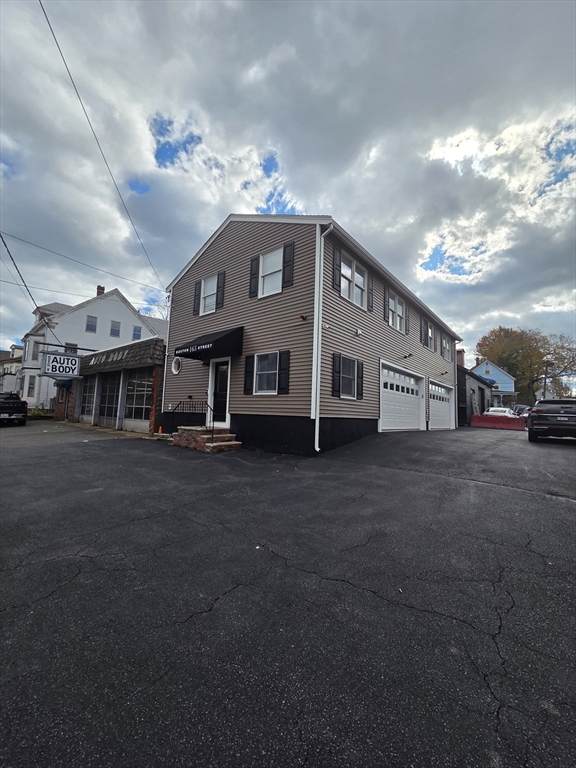 165 Boston St - Photo 1