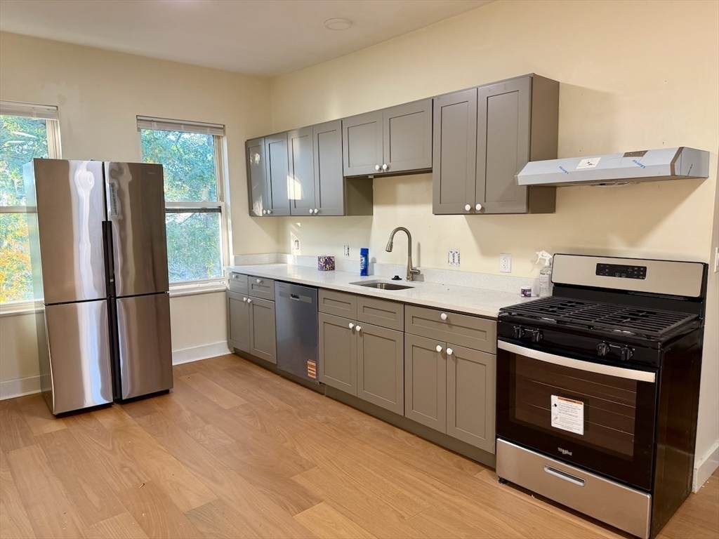 29 Astoria St - Photo 1