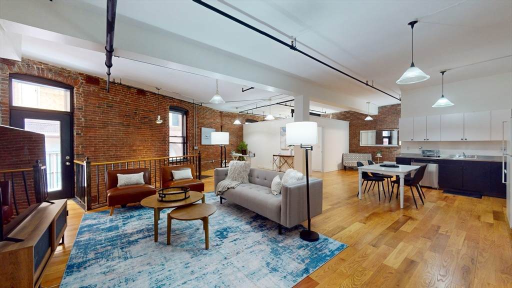 19 Stanhope - Photo 1