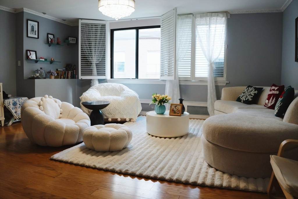 8 Juniper St - Photo 1