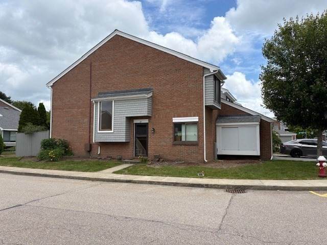 64 Laurelwood Dr - Photo 1