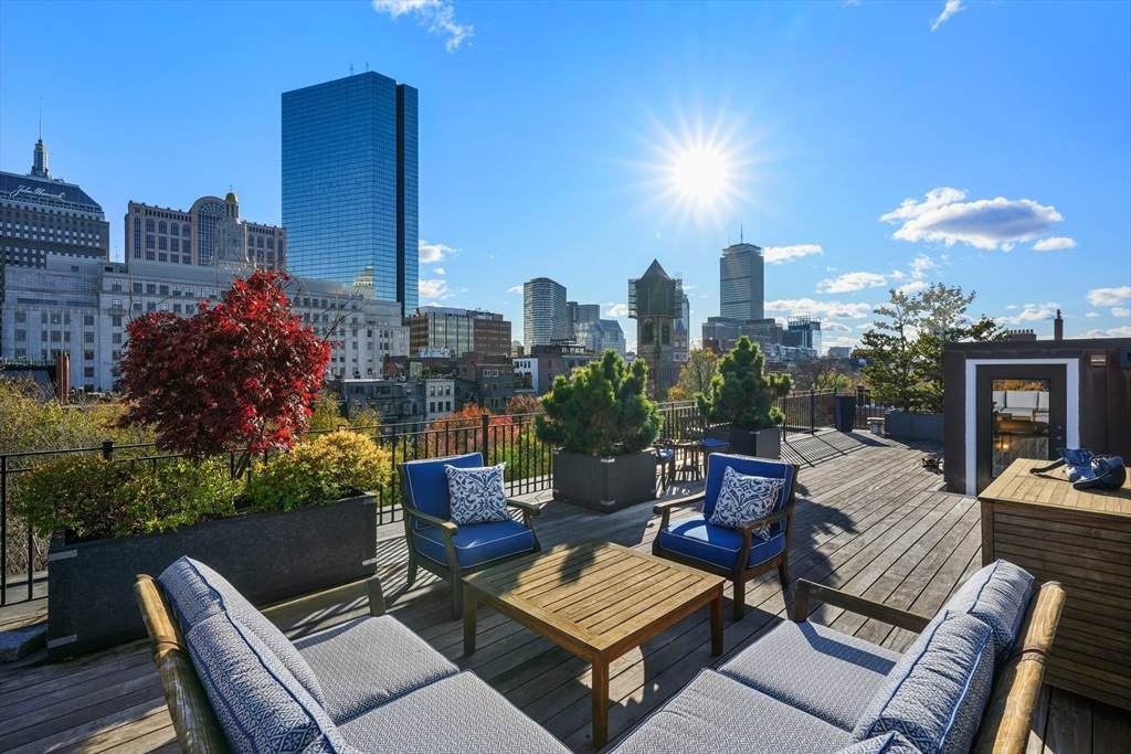 45-47 Commonwealth Ave - Photo 1