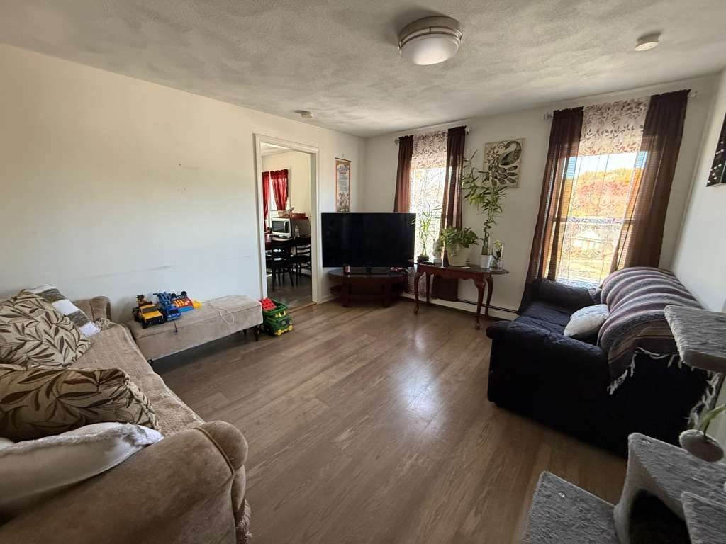 642-648 Eastern Ave - Photo 1